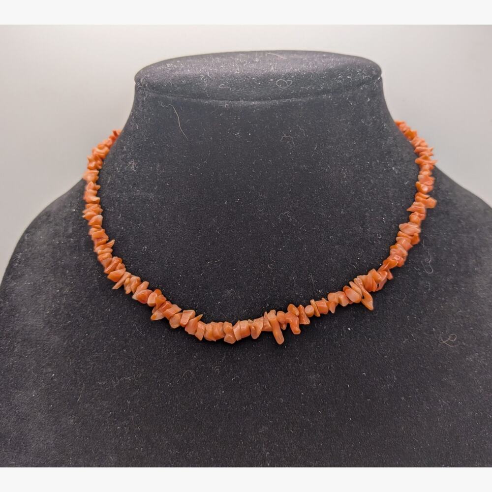 Vintage Salmon Coral Chip Bead Necklace Gold Tone Filigree Clasp 16in